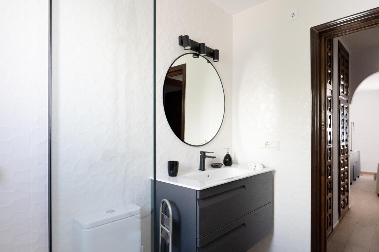 Lovely 1- Bedroom Rental With Pool, Close To The Beach Vera Kültér fotó