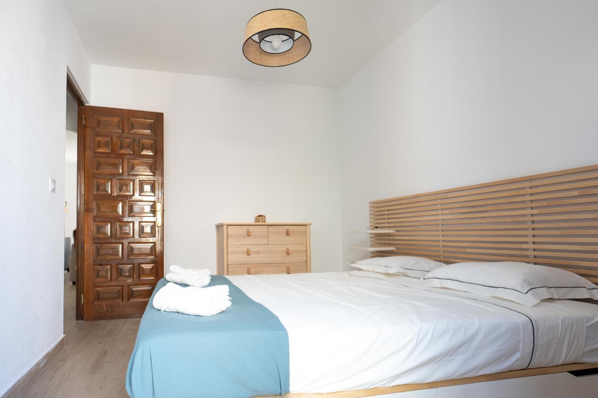 Lovely 1- Bedroom Rental With Pool, Close To The Beach Vera Kültér fotó