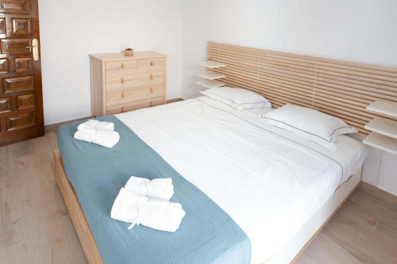 Lovely 1- Bedroom Rental With Pool, Close To The Beach Vera Kültér fotó